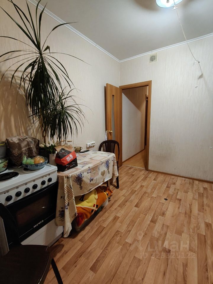 Продажа 1-комн квартиры на вторичном рынке улица Авиаконструктора Петлякова, 7