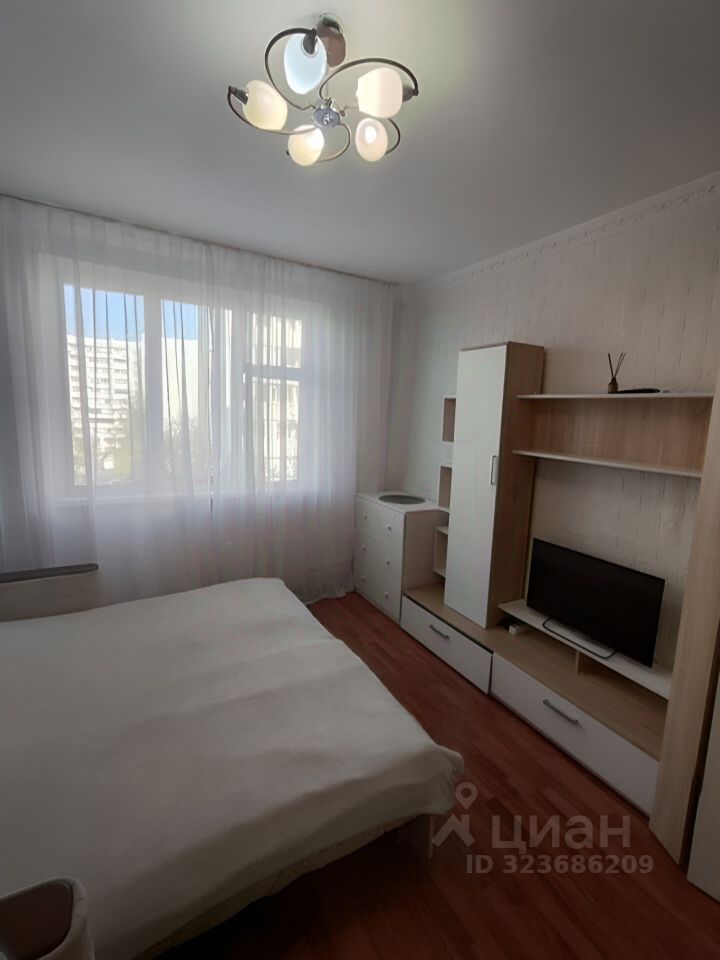 Продажа 3-комн квартиры на вторичном рынке Бартеневская улица, 49К1