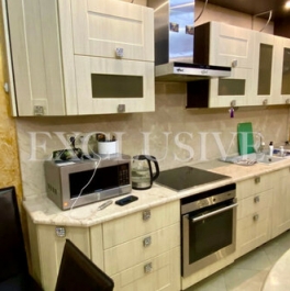 Продажа 3-комн квартиры на вторичном рынке улица Коштоянца,  д. 20 к3