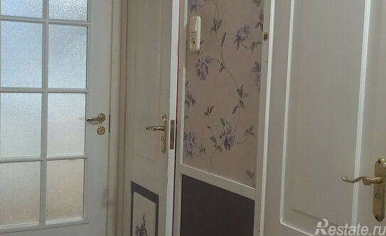 Продажа 2-комн квартиры на вторичном рынке улица Ярослава Гашека,  д. 12/100