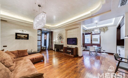 Продажа 3-комн квартиры на вторичном рынке Зачатьевский 1-й пер,  д. 5