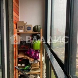 Продажа 2-комн квартиры на вторичном рынке ул Саларьевская,  д. 10,  к. 2