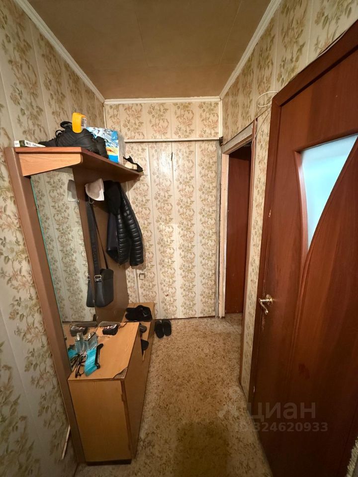 Продажа 2-комн квартиры на вторичном рынке улица Замшина, 35