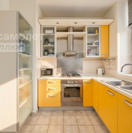 Продажа 3-комн квартиры на вторичном рынке Краснохолмская набережная,  д. 13 с1