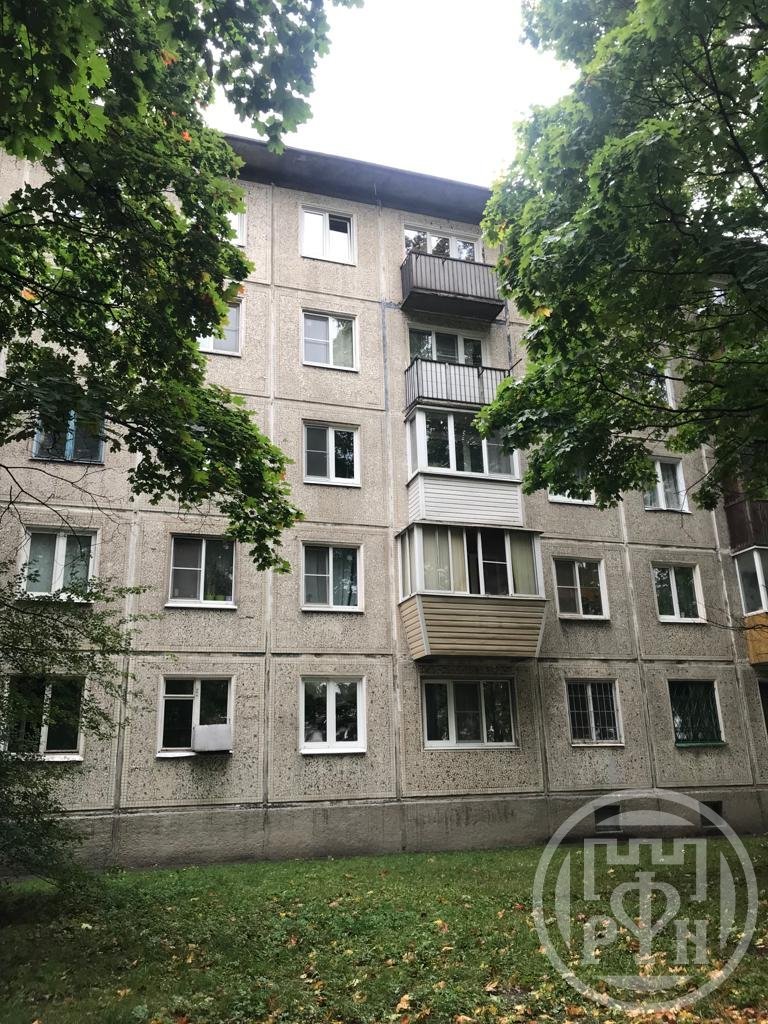 Продажа 2-комн квартиры на вторичном рынке Мечникова просп.,  д. 17