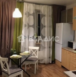 Продажа 4-комн квартиры на вторичном рынке ул Нагорная,  д. 6