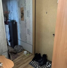 Продажа 2-комн квартиры на вторичном рынке ул Маршала Захарова,  д. 13