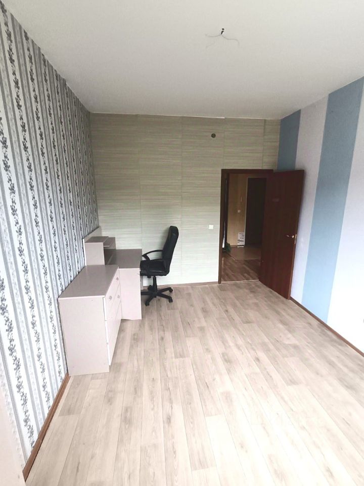 Продажа 3-комн квартиры на вторичном рынке с. Верзилово, улица Преображенская, 1к1