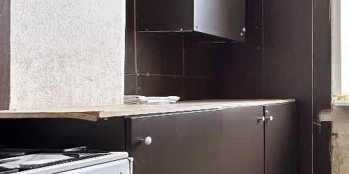 5-комн квартира улица Салова, 30