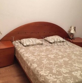 Продажа 2-комн квартиры на вторичном рынке Молодёжная улица,  д. 3