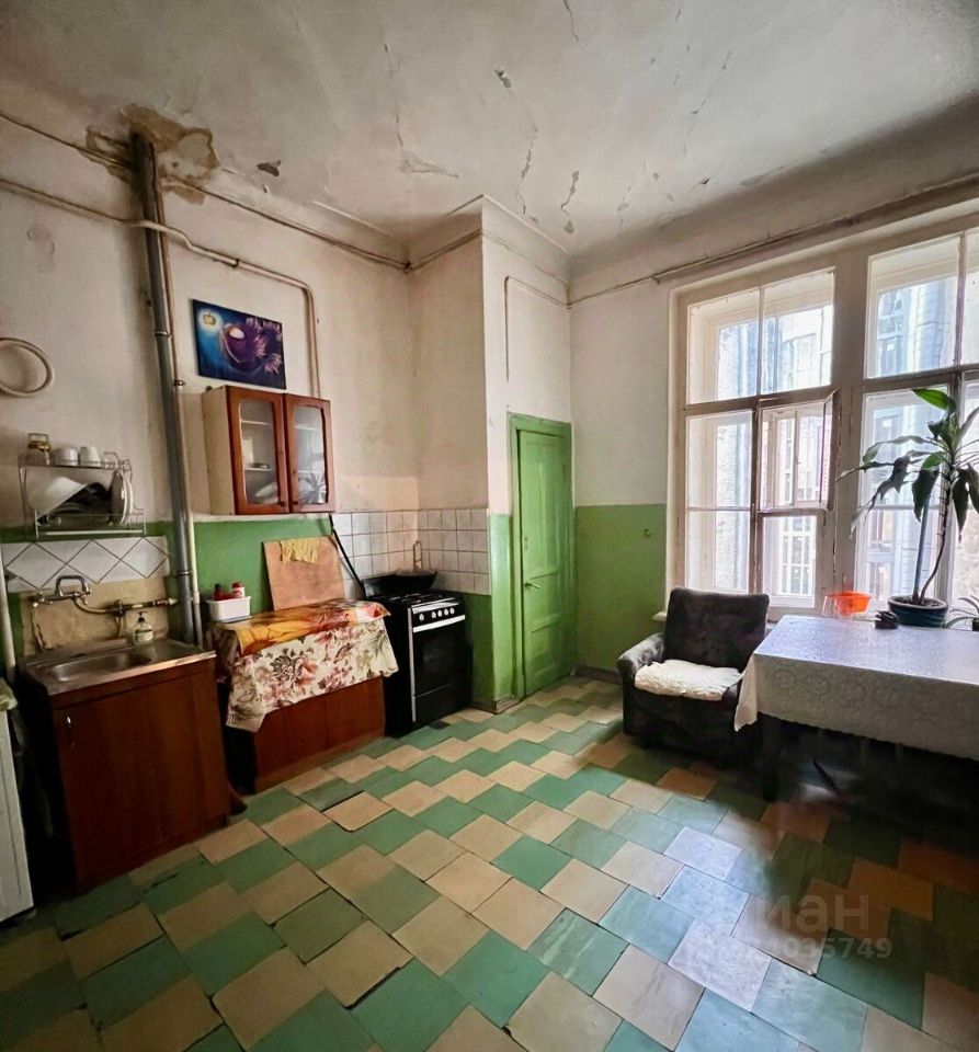 Продажа комнаты Перекупной переулок, 12/13