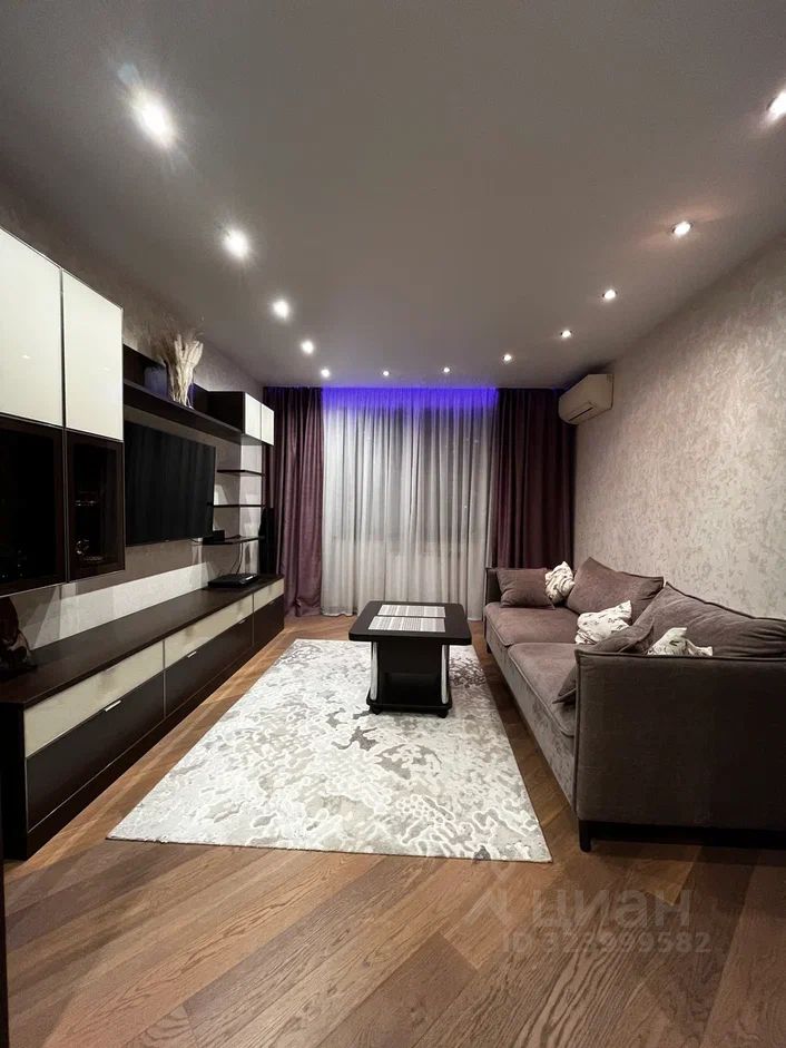 Продажа 2-комн квартиры на вторичном рынке Ельнинская улица, 20к1