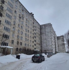 Продажа 1-комн квартиры на вторичном рынке Белоозерский пгт, 50 лет Октября ул,  д. 17