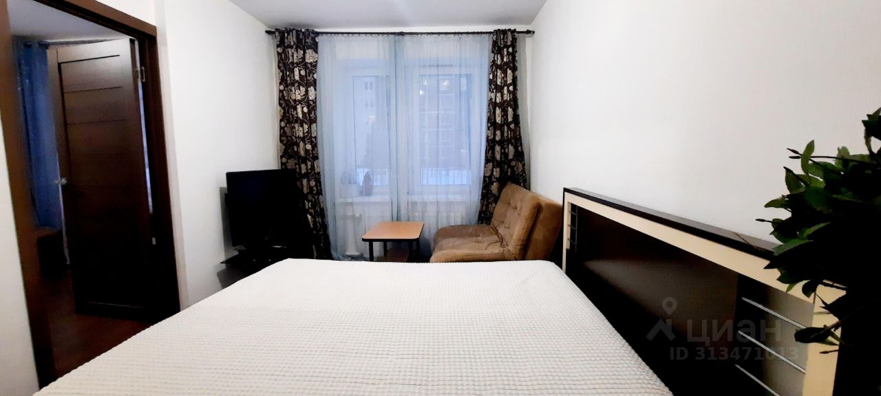 Аренда 1-комн квартиры на вторичном рынке проспект Гладышевский, 38к2