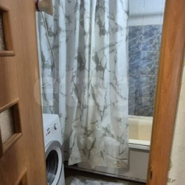 Продажа 1-комн квартиры на вторичном рынке улица Подвойского,  д. 15