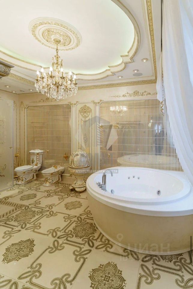 Продажа 6-комн квартиры на вторичном рынке Заречье пгт, улица Сосновая, 1Ак3