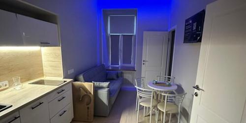 3-комн квартира Манежный пер,  д. 15-17