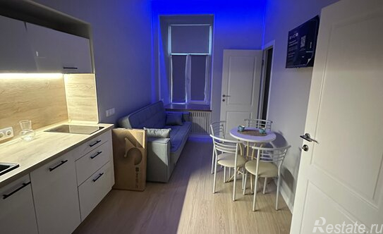 Продажа 3-комн квартиры на вторичном рынке Манежный пер,  д. 15-17