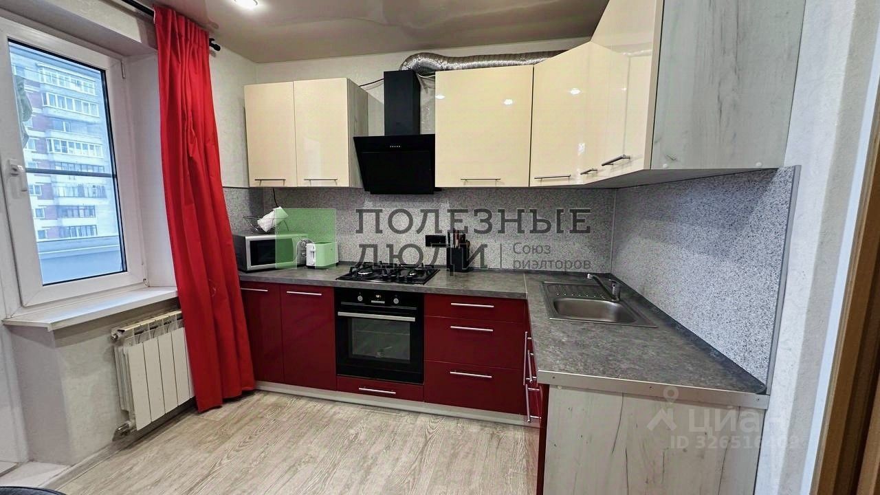 Продажа 2-комн квартиры на вторичном рынке Шлиссельбург, улица Староладожский канал, 3