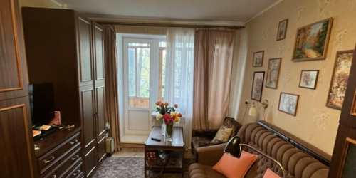 2-комн квартира ул Ленсовета,  д. 83