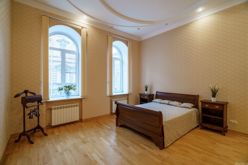 Продажа 6-комн квартиры на вторичном рынке Ковенский пер,  д. 22