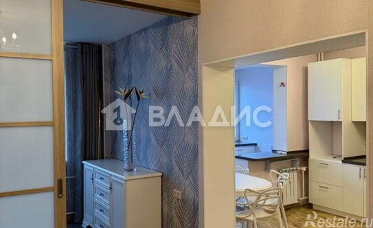 Продажа 2-комн квартиры на вторичном рынке Железнодорожный, проспект Героев,  д. 9