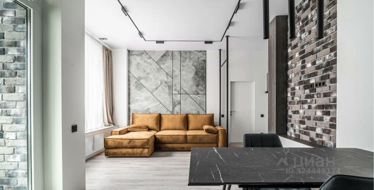 Аренда 2-комн квартиры на вторичном рынке Мантулинская улица, 9к4