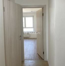 Продажа 3-комн квартиры на вторичном рынке улица Михайлова,  д. 30А к1