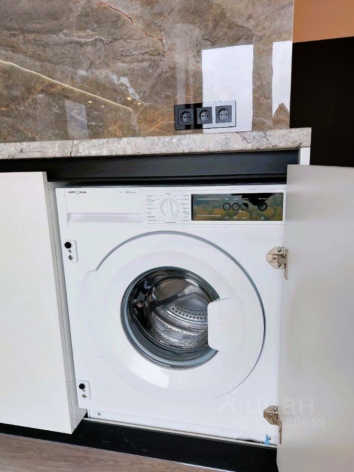 Аренда 2-комн квартиры на вторичном рынке улица Дыбенко, 7/1