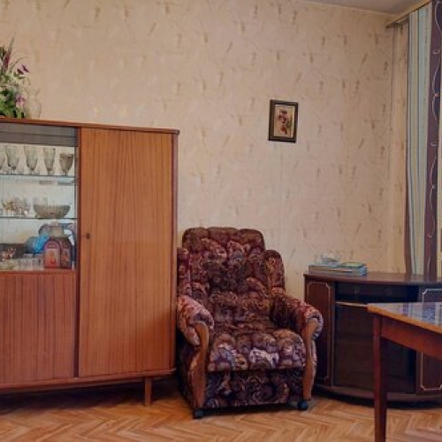 1-комн квартира ул Исаковского,  д. 31