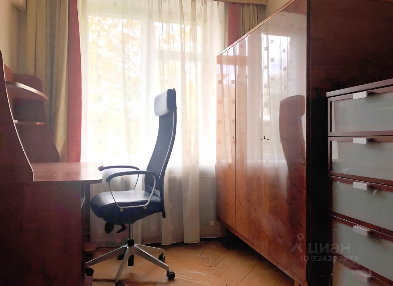 Аренда 2-комн квартиры на вторичном рынке Анадырский проезд, 37