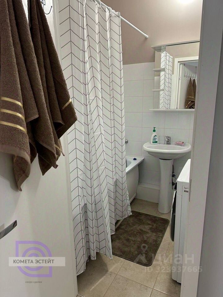 Продажа 4-комн квартиры на вторичном рынке улица Недорубова, 32