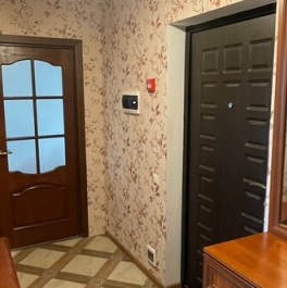 Продажа 2-комн квартиры на вторичном рынке Красная горка, Весенняя улица,  д. 16