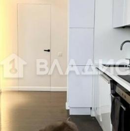Продажа 3-комн квартиры на вторичном рынке ул Нежинская,  д. 8,  к. 1
