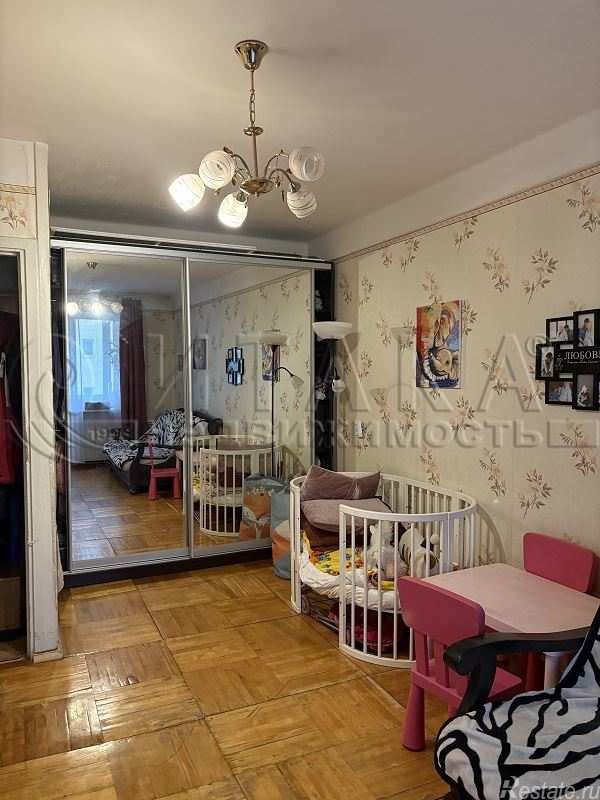 Продажа 1-комн квартиры на вторичном рынке Турку ул.,  д. 27