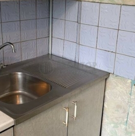 Продажа 2-комн квартиры на вторичном рынке Плещеева ул,  д. 22