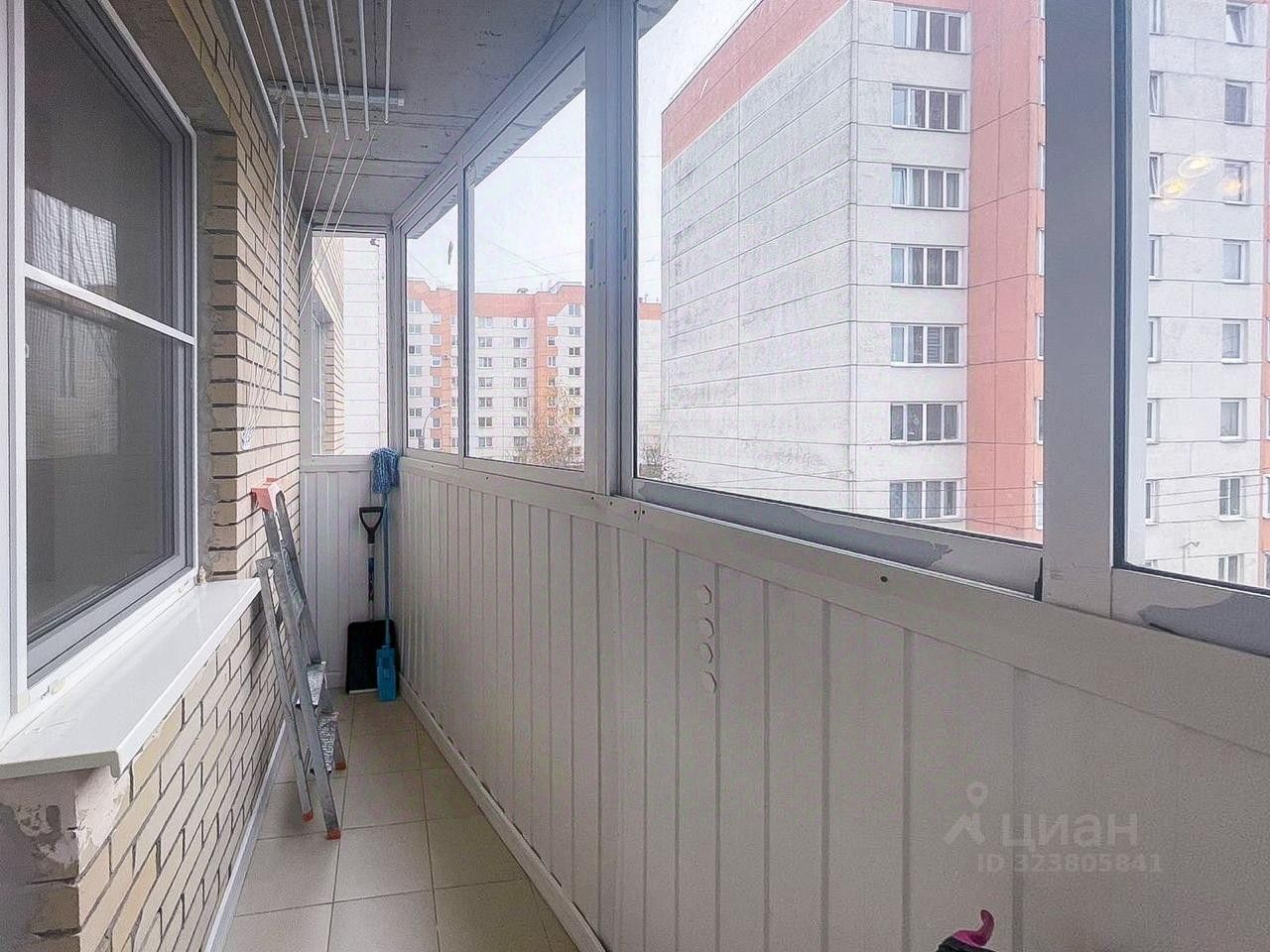 Продажа 1-комн квартиры на вторичном рынке Красное Село, улица Спирина,  д. 3к2