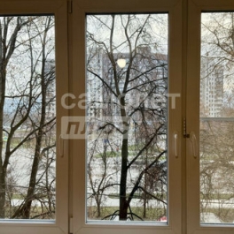 Продажа 1-комн квартиры на вторичном рынке улица Цюрупы,  д. 11 к3