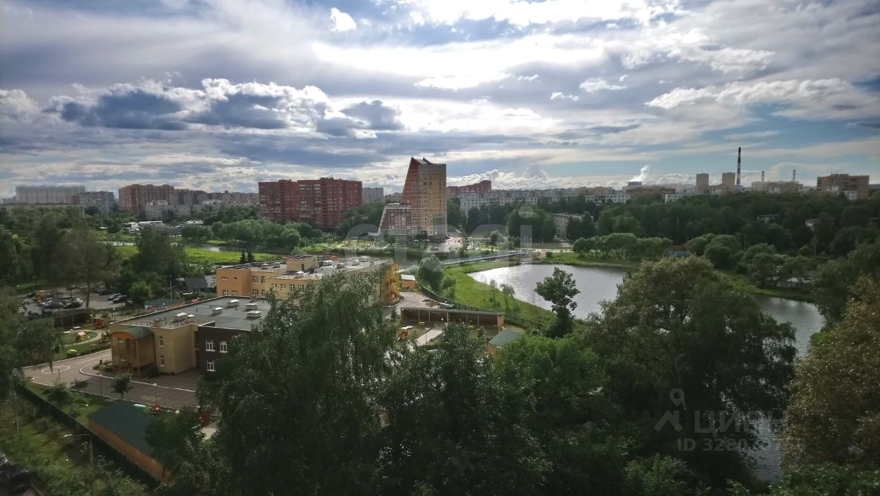 Продажа 1-комн квартиры на вторичном рынке Мытищи, Октябрьский проспект, 10А