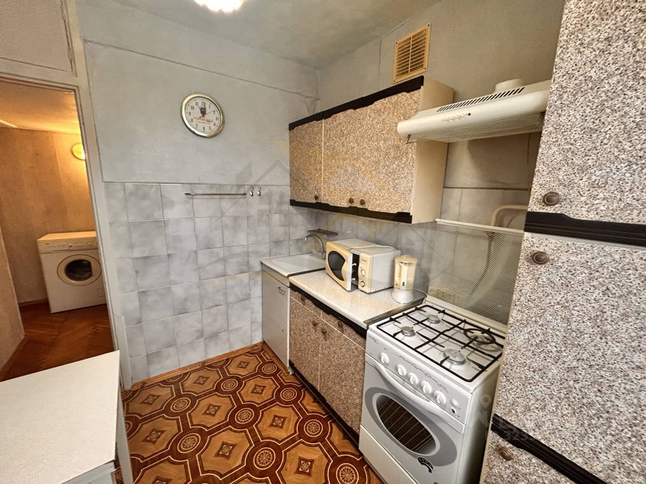 Аренда 3-комн квартиры на вторичном рынке Лобня, Силикатная улица,  д. 4к1