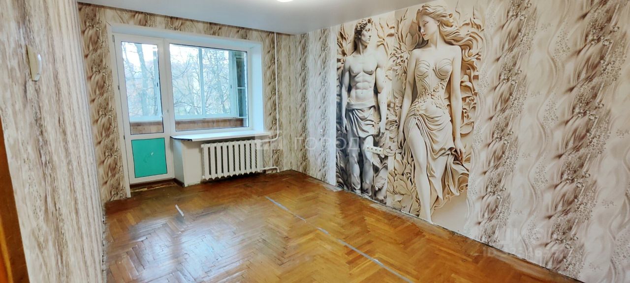 Продажа 2-комн квартиры на вторичном рынке пос. Новый Городок, 9