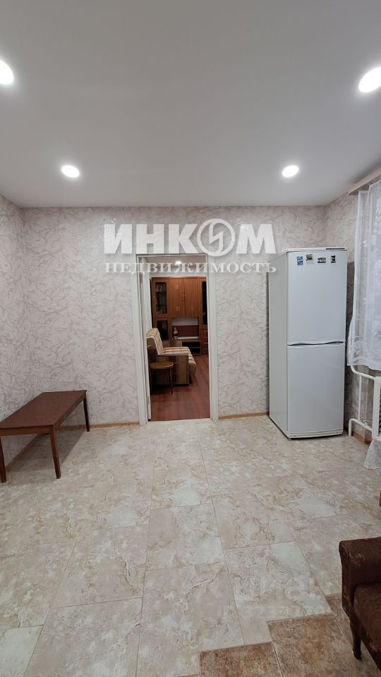 Продажа 3-комн квартиры на вторичном рынке Сходня мкр, Горная улица, 24