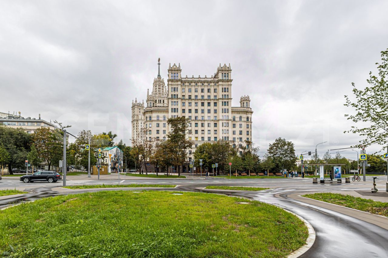 Продажа 3-комн квартиры на вторичном рынке Котельническая набережная, 1/15кБ