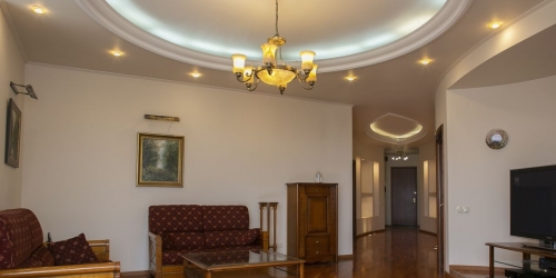 4-комн квартира улица Вересаева,  д. 13