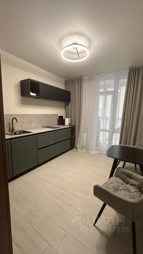 Продажа 2-комн квартиры на вторичном рынке Железнодорожный мкр, Балашиха, улица Поликахина,  д. 2