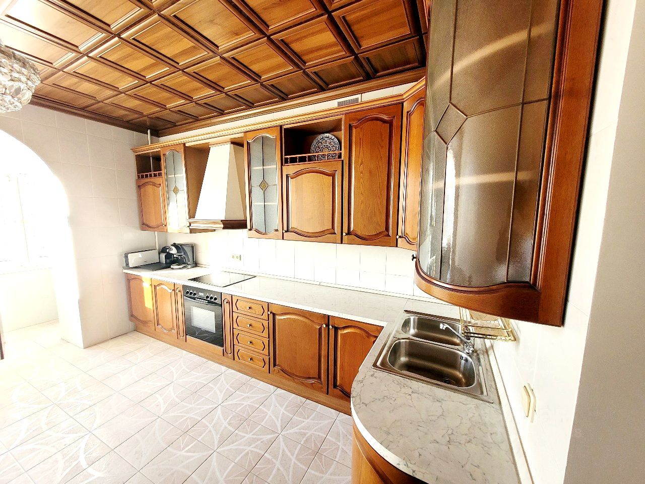 Продажа 3-комн квартиры на вторичном рынке переулок 1-й Тружеников,  д. 17