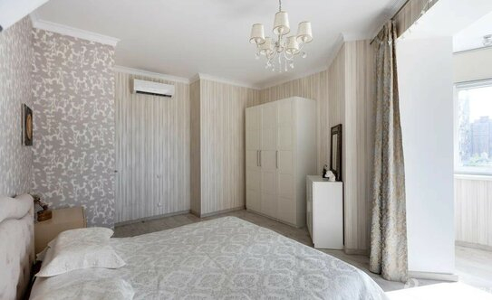 Продажа 4-комн квартиры на вторичном рынке ул Староволынская,  д. 12,  к. 4