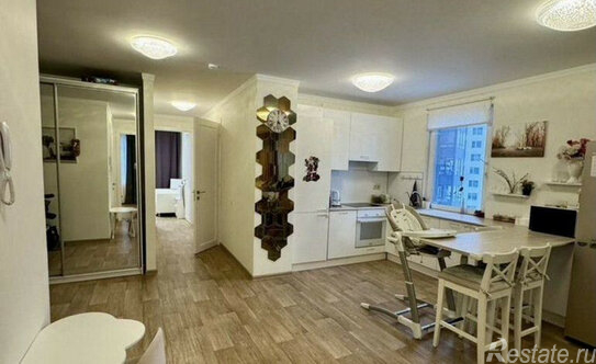 Продажа 4-комн квартиры на вторичном рынке улица Коллонтай,  д. 2