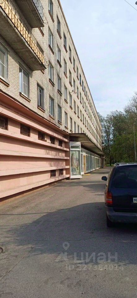 Продажа 3-комн квартиры на вторичном рынке пос. Понтонный, Южная улица, 3