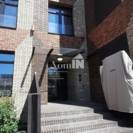 Продажа 2-комн квартиры на вторичном рынке Петровский пр-кт,  д. 11 к3